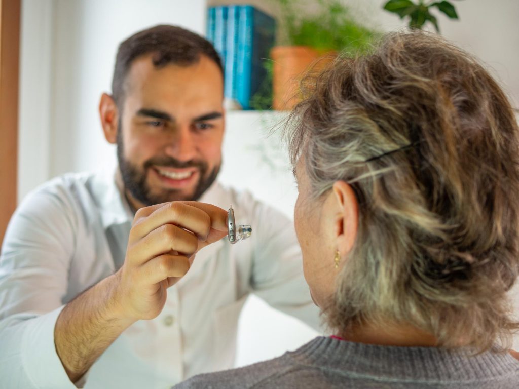 هزینه ها و قیمت خرید سمعک در توانیر